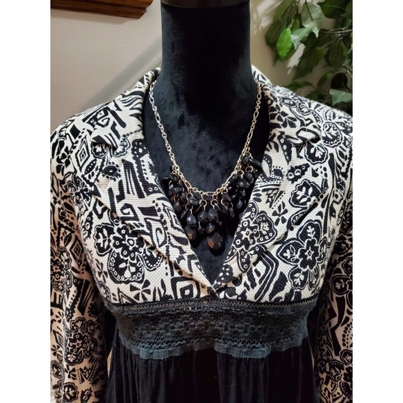 Upcycled Refashioned, Black ComfortWear Dress, Lace, Urban Boho, 42" Bust XL - Picture 2 of 11